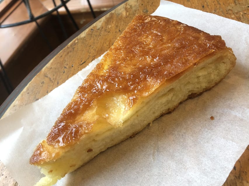 Montréal: Mile End Foodie Tour with Tasting - Value at $79 per person