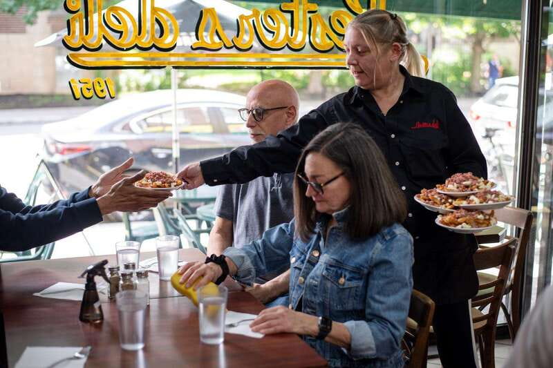 Montreal: Mile-End Foodie Walking Tour with 7 Tastings - Lester’s Deli and Montreal’s smoked meat tradition