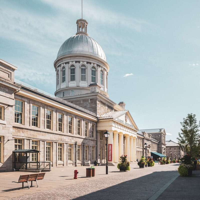 Montreal: Old Montreal Guided Walking Tour - Why this two-hour walk works so well