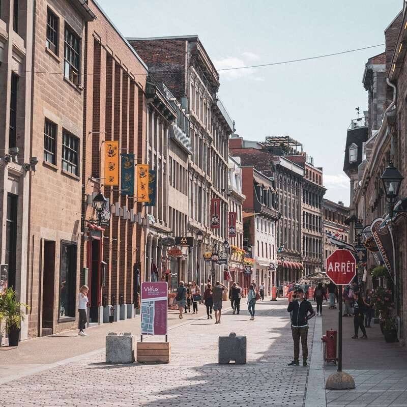 Montreal: Old Montreal Guided Walking Tour - Place d’Armes and the city’s beginnings