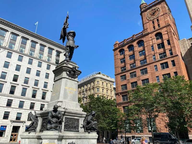 Montreal: Private Customizable Walking Tour of Old Montreal - Finishing Near the Old Port