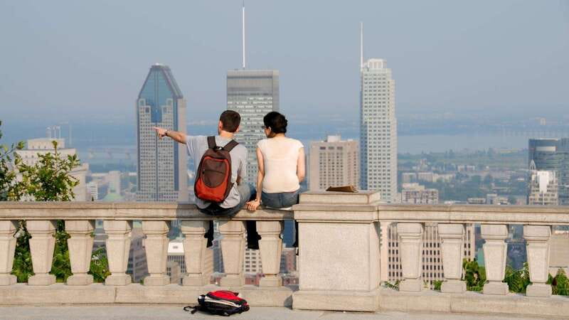 Montreal: Private Highlights & Hidden Gems Tour with a Local - Mile End and Plateau: Montreal away from the postcard