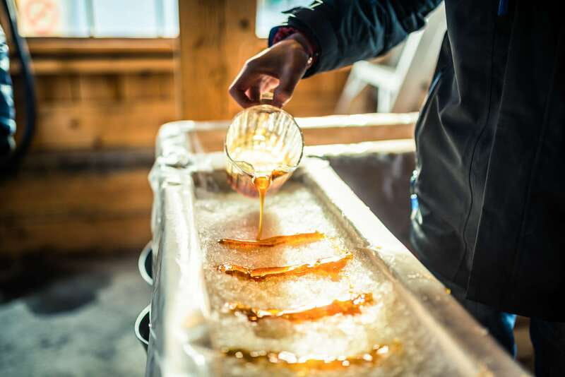 Montreal: Sugar Shack Maple Syrup Day Trip with Lunch - The sweet finish on crushed ice