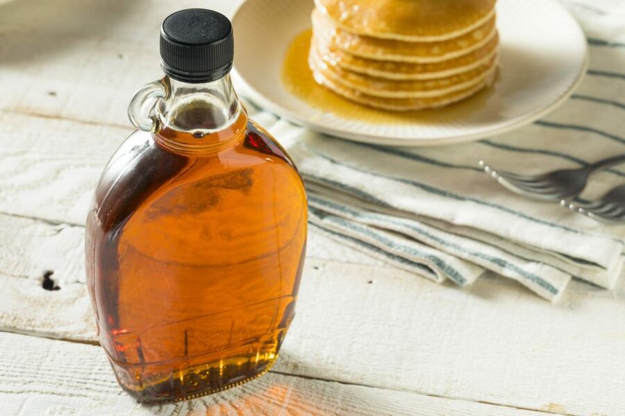 Montreal: Sugar Shack Maple Syrup Day Trip with Lunch - What the $266 price really covers