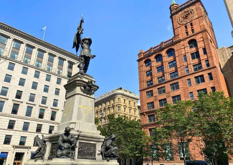 Montréal: The Original Old Montréal Walking Tour - A two-hour route through Montréal’s older core