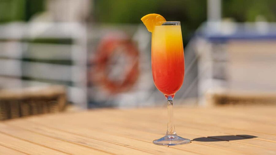 Montréal: Weekend River Brunch Cruise - A Sunday morning departure from Montréal’s Grand Quay