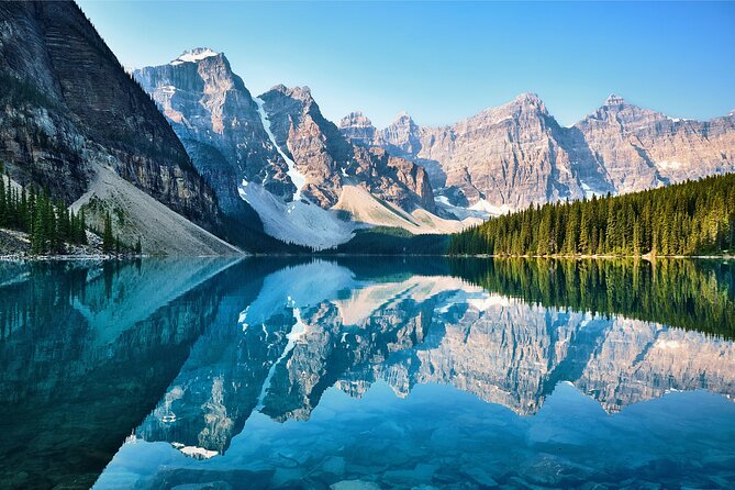 Moraine Lake and Lake Louise Sightseeing Half Day Tour - Lake Louise: one hour beside the blue-green water