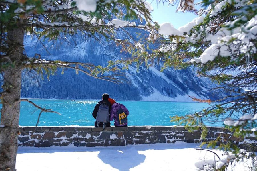 Moraine Lake: Lake Louise & Yoho & Moraine Lake Day Tour - Natural Bridge shows water at work