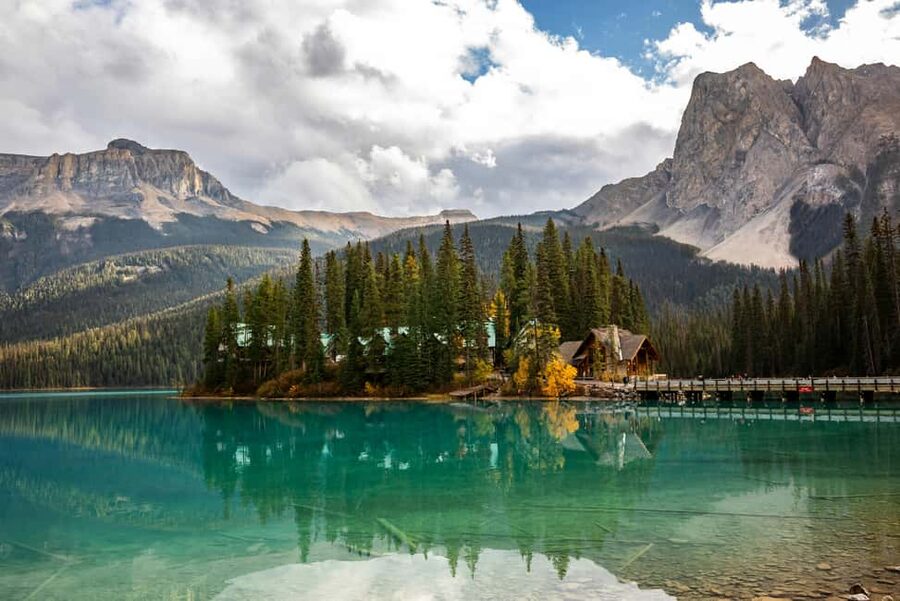 Moraine Lake: Lake Louise & Yoho & Moraine Lake Day Tour - Moraine Lake and the Valley of the Ten Peaks