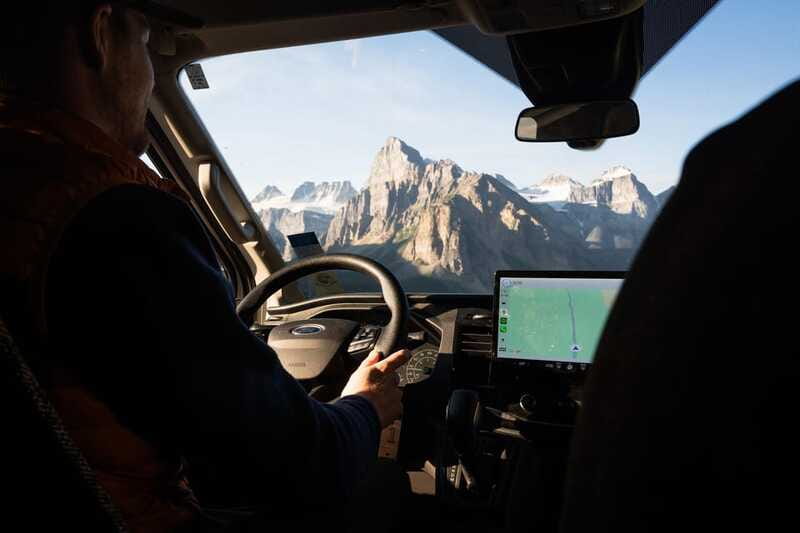 Moraine Lake Sunrise: Premium Tour from Canmore & Banff - Timing, duration, and the early-start reality
