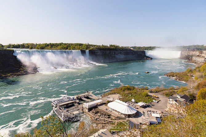 Niagara Falls Boat Ride VIP Boarding & Journey Behind the Falls - Which guide style may suit you best