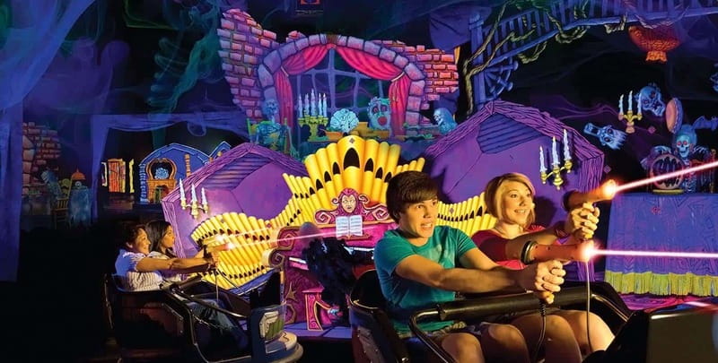 Niagara Falls, Canada: Clifton Hill 6 Attraction Fun Pass - Ghostblasters is gentle and aimed at small children