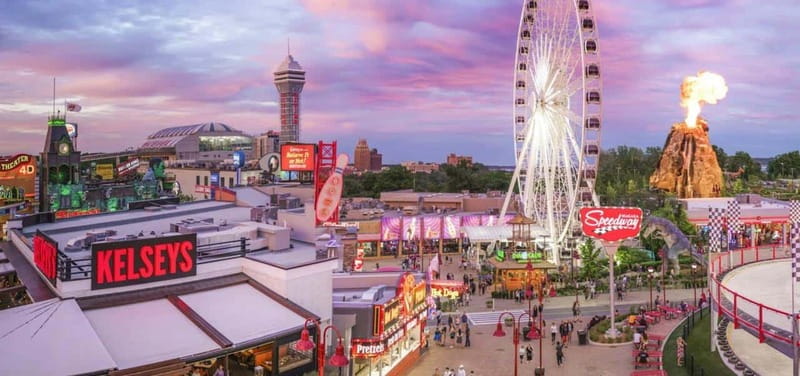 Niagara Falls, Canada: Clifton Hill 6 Attraction Fun Pass - Who will enjoy this most?