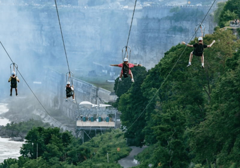 Niagara Falls, Canada: Early Bird Zip Line to The Falls - Practical ways to make the morning better