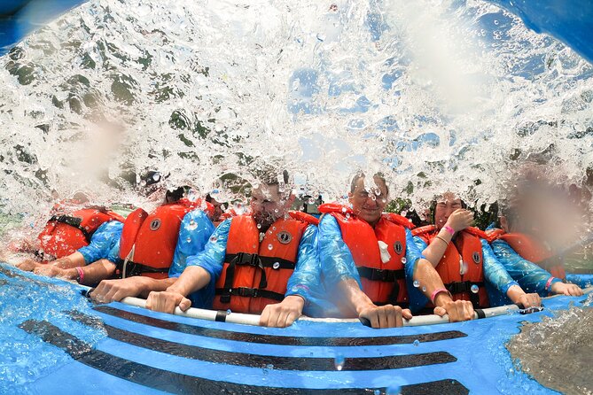 Niagara Falls Canada Open-Top (Wet) Jet Boat Tour - Arriving at River Frontage Road