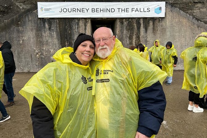 Niagara Falls Canada Walking Tour With Boat Cruise - Niagara Parkway photo stops