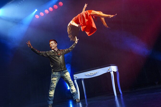 Niagara Falls, Canada: Wild Magic Show Ticket - Why Wild Magic fits a Niagara Falls evening