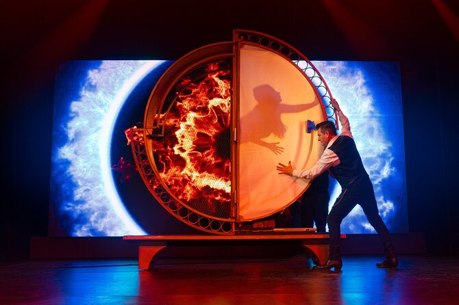 Niagara Falls, Canada: Wild Magic Show Ticket - Small drawbacks worth knowing