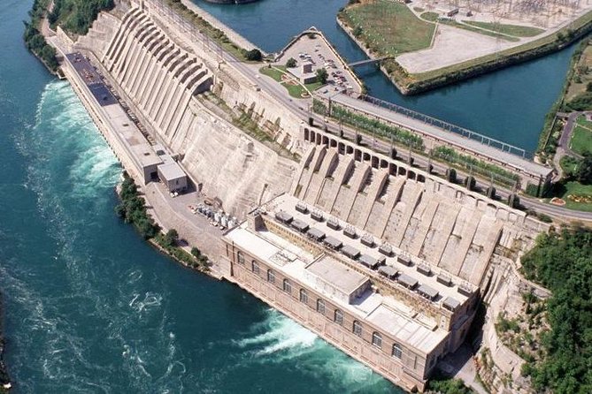 Niagara Falls Day Tour from Toronto - Skylon Tower and the cost of extra views