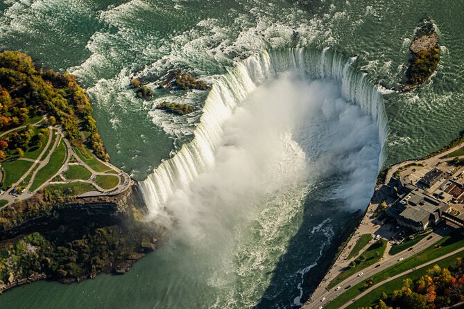 Niagara Falls Day Tour from Toronto (9 Hours) - One hour at Clifton Hill and one hour at the Falls