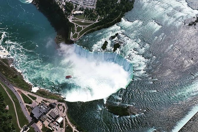Niagara Falls Grand Helicopter Adventure - The 20-minute route over the falls