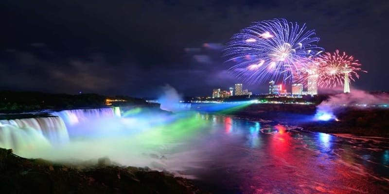 Niagara Falls: Guided Night Tour w/ Dinner & Hotel Transfer - Practical advice for a smoother night