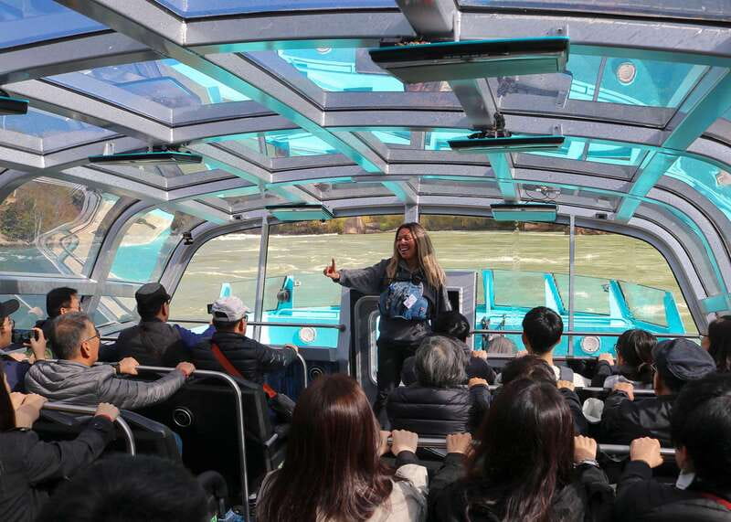Niagara Falls, ON: Jet Boat Tour on Niagara River - The guide commentary and crew style