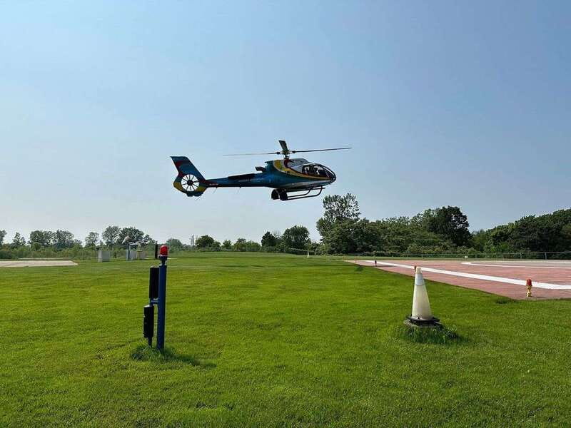 Niagara Falls: Private Half-Day Tour with Boat & Helicopter - Practical planning for a smoother day