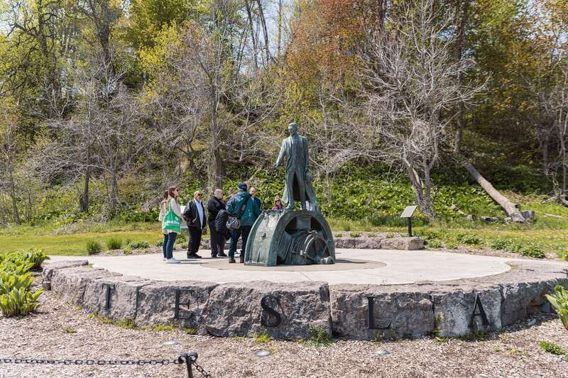 Niagara Falls: Skylon Tower & Power Station Guided Tour - Who will enjoy this tour most?