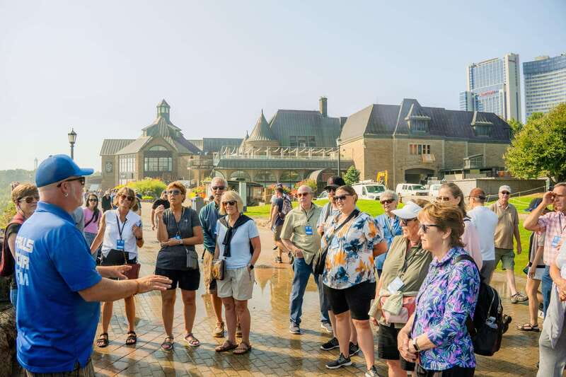 Niagara Falls Tour: Boat Ride, Journey Behind Falls and more - Key points at a glance