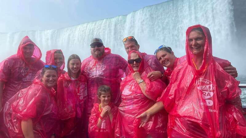 Niagara Falls Tour: Boat Ride, Journey Behind Falls and more - What the guide adds to the price