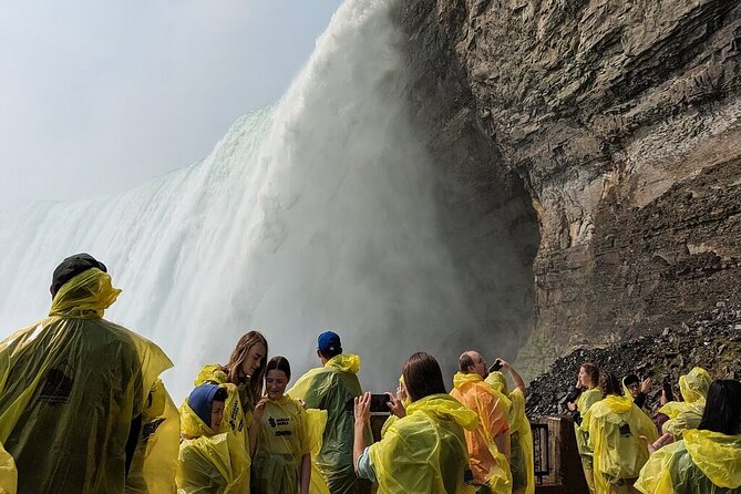 Niagara Falls Tour: Boat Ride, Journey Behind The Falls and more - Table Rock and the Horseshoe Falls viewpoint