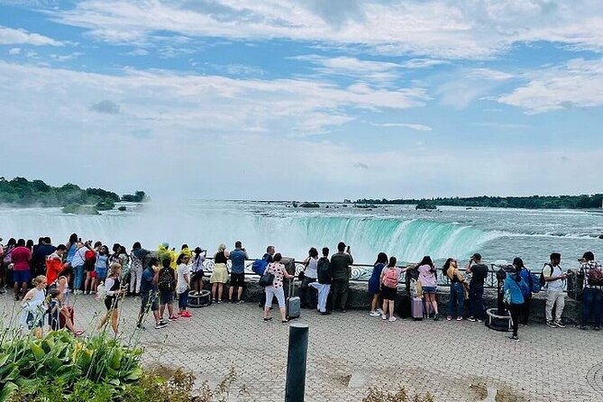 Niagara Falls Tour from Toronto with Winery & Niagara on The Lake - The Niagara College tasting in 30 minutes