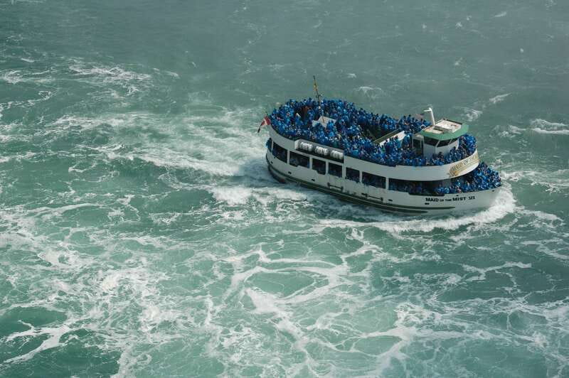 Niagara Falls: US & Canada Full-Day Tour & Lunch - One day, four ways to see Niagara Falls