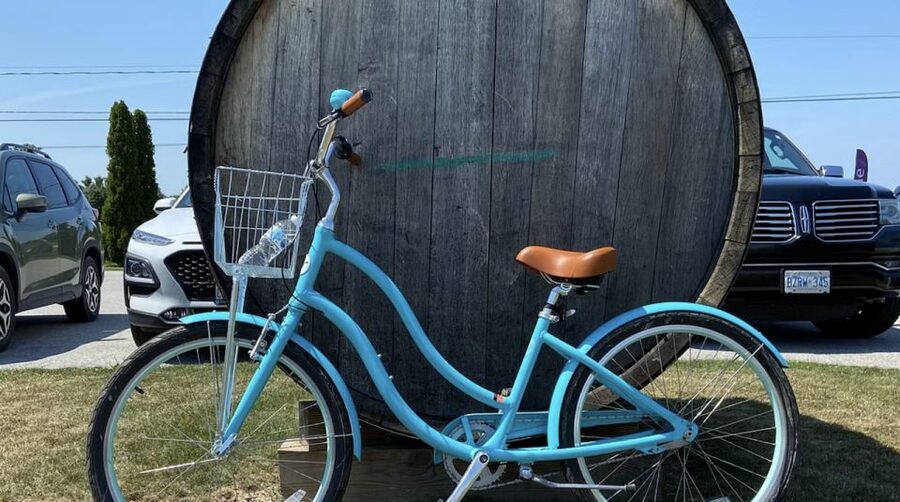Niagara-on-the-Lake: Bicycle Tour with Wine Tasting - Riding safely after tasting wine