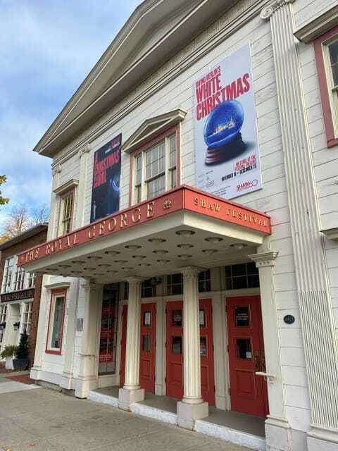 Niagara-on-the-Lake: Guided Walking Tour - What the guides add to the experience