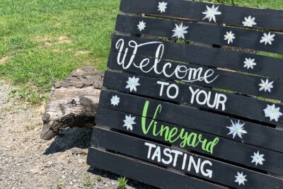 Niagara-On-The-Lake Guided Wine and Charcuterie Full-Day Tour