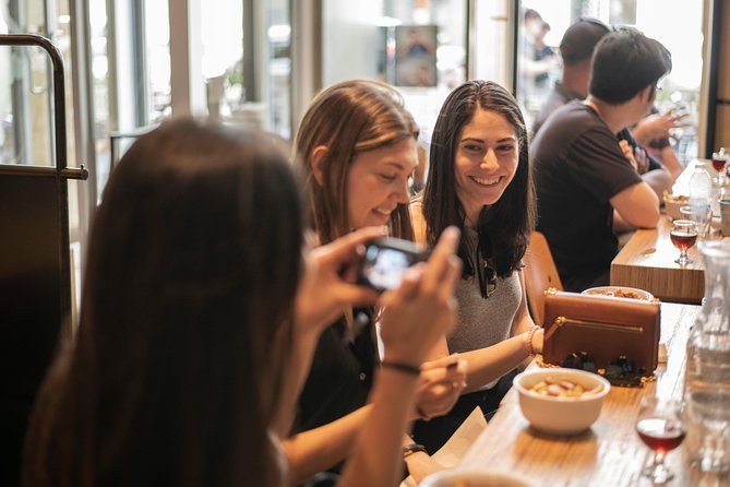 Old Montreal Guided Food Tour with 8+ Local Delicacies Tastings - Why this food walk works as an introduction to Montreal