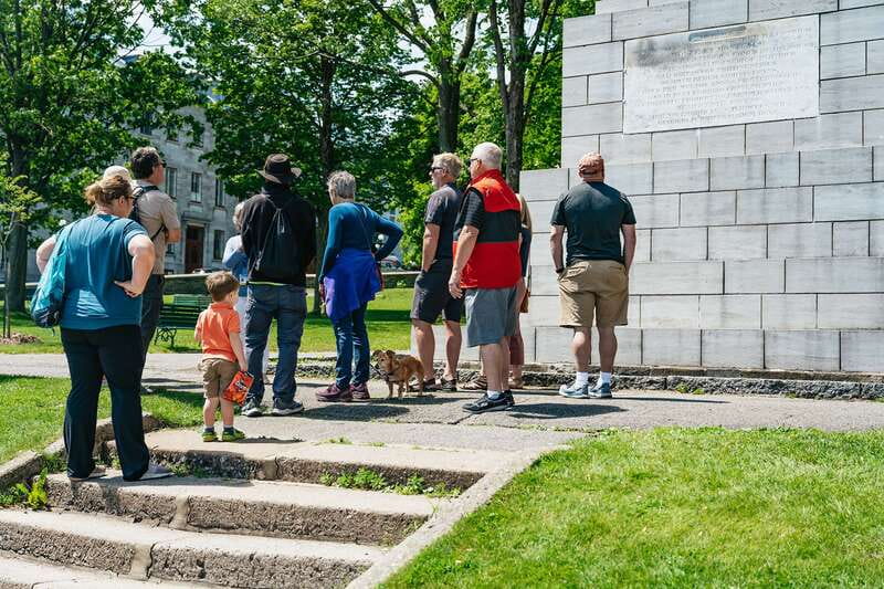 Old Quebec City: Grand Walking Tour with Private Option - Old Quebec, City Hall, and the Seminary