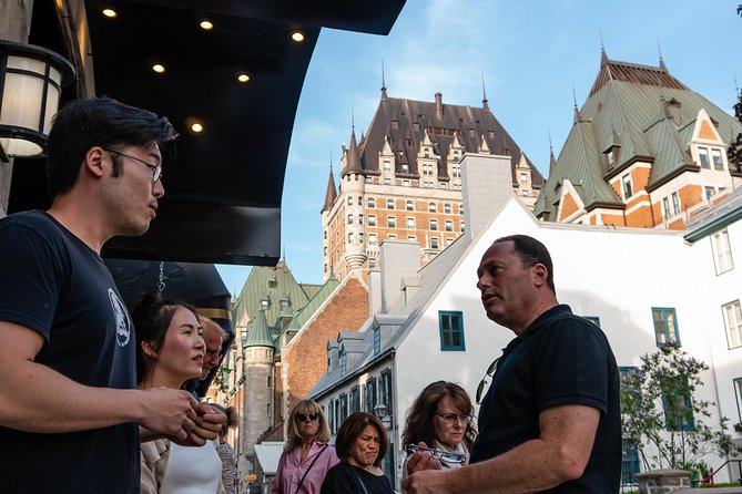 Old Quebec Classique Walking Tour with Funicular - Meeting near the Old Port on Rue Saint-Paul