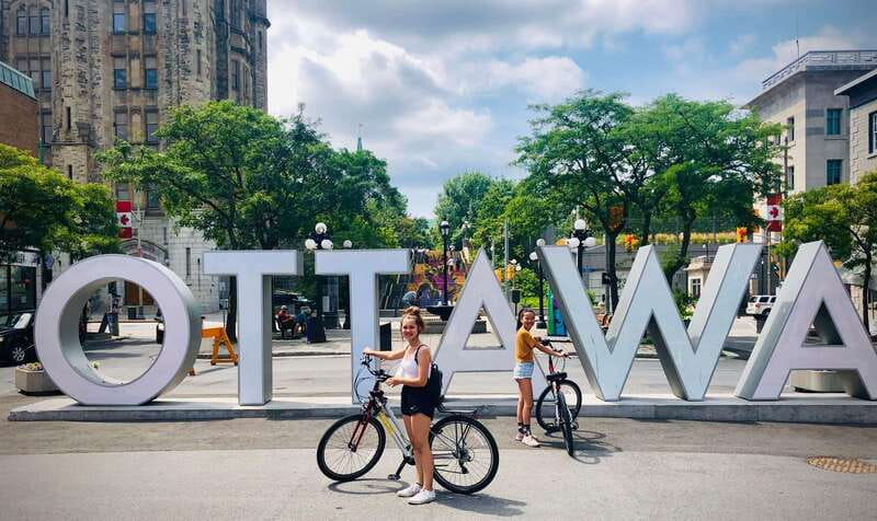 Ottawa: 4 or 8-Hour Bike Rental with Self-Guided Tour - Four hours or a full day: which option makes sense?