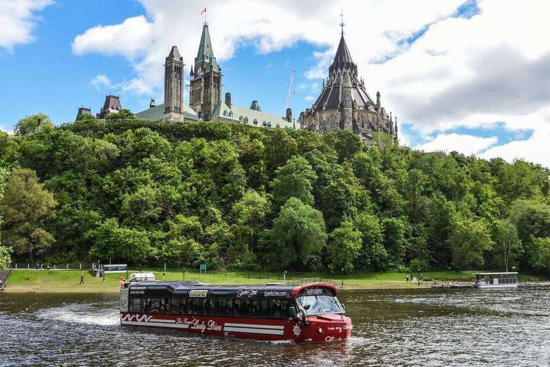 Ottawa: Bilingual Guided City Tour by Amphibious Bus - Key points to know before booking