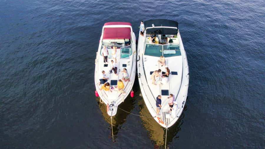Ottawa: Downtown Yacht Cruise - Wed-Sun @ 6PM - 75 Minutes - What the Small Yacht Changes