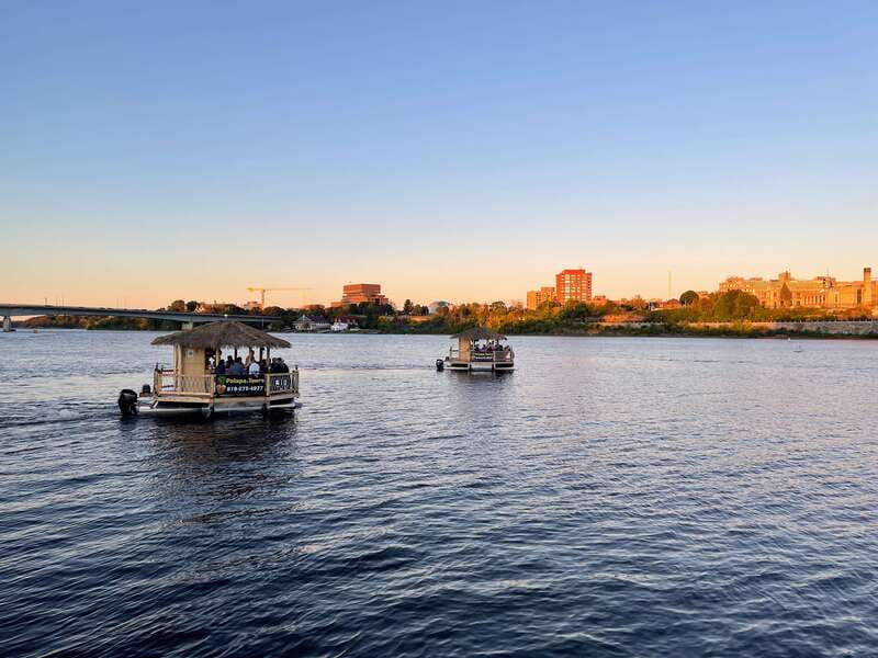 Ottawa: Floating Tiki Bar Cruise on the Ottawa River - A tiki bar with Ottawa views
