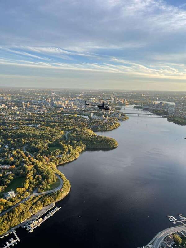 Ottawa: Helicopter Ride with Live Commentary - Families, first-time flyers, and special occasions