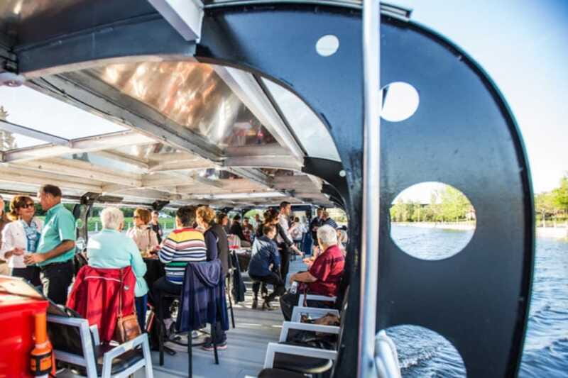 Ottawa: Rideau Canal Cruise - Canadian Museum of Nature and the canal’s city views