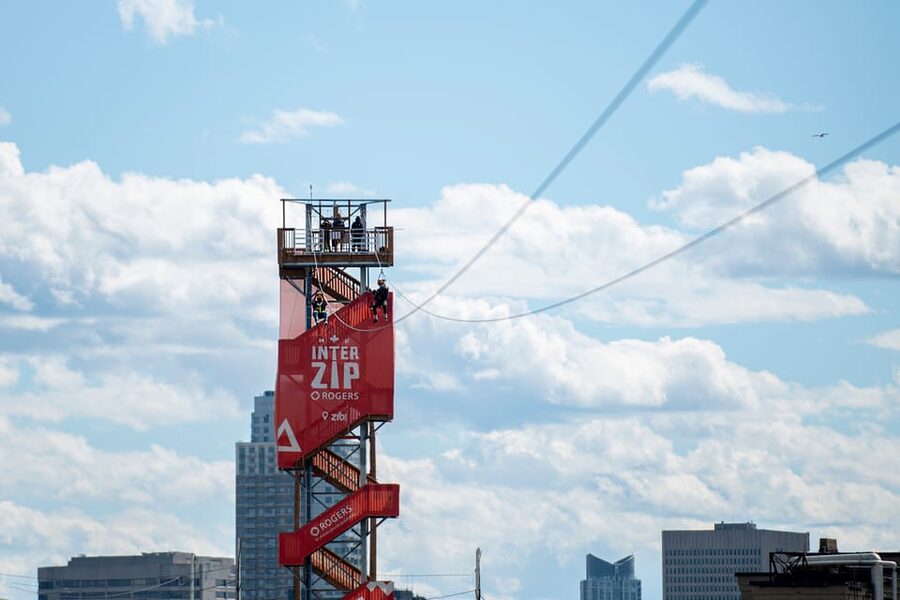 Ottawa: River Zipline Adventure - Check-in in Gatineau, launch in Ottawa
