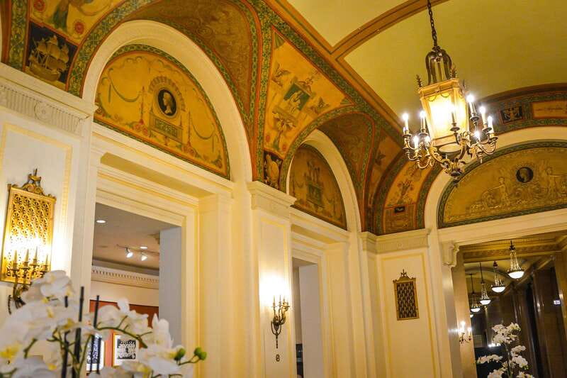 Ottawa: Secrets of the Château Laurier - Guided Hotel Tour - Renaissance-style ballrooms and changing access