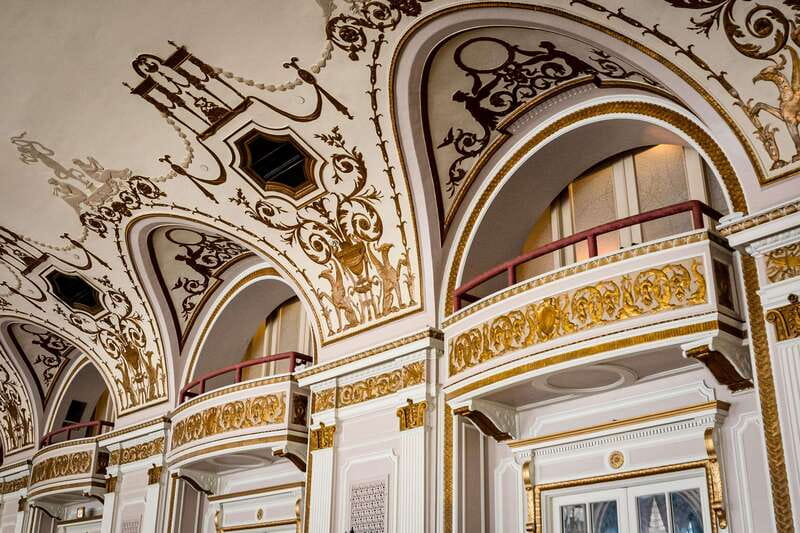 Ottawa: Secrets of the Château Laurier - Guided Hotel Tour - The lobby’s marble, wood, and high ceilings