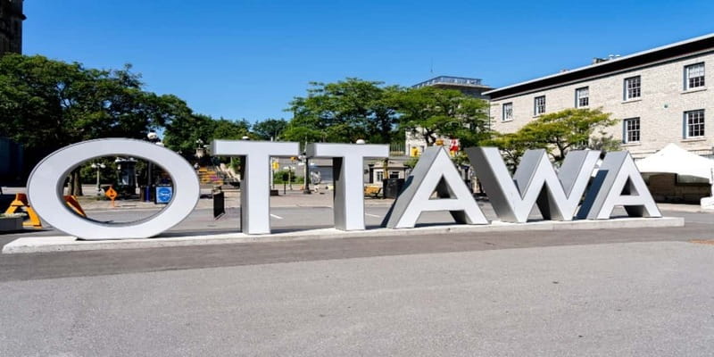 Ottawa: Small-Group Walking Tour with Boat Cruise - My verdict: a useful first look with one important caveat